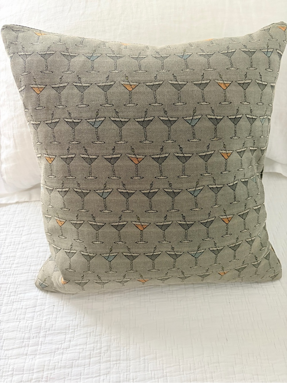 Feather Down Martini Glass Pattern Decorative Throw Pillow